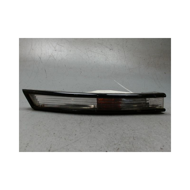 CLIGNOTANT DROIT VOLKSWAGEN PASSAT 2005-