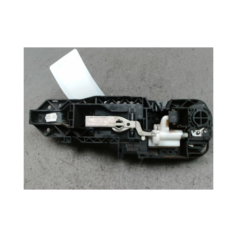 POIGNEE EXTERIEURE PORTE AVANT DROIT RENAULT MEGANE