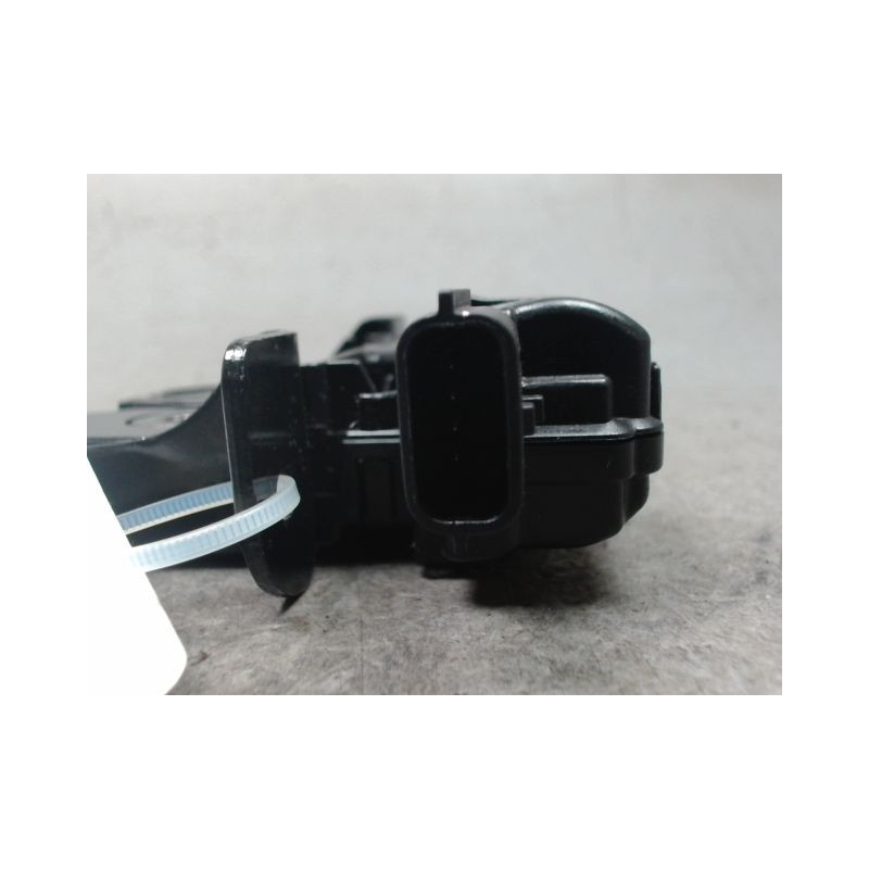 SERRURE HAYON  RENAULT CLIO IV 2012-