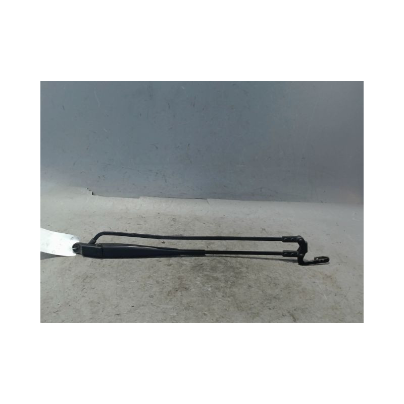 BRAS ESSUIE-GLACE AVANT TOYOTA AYGO 5P