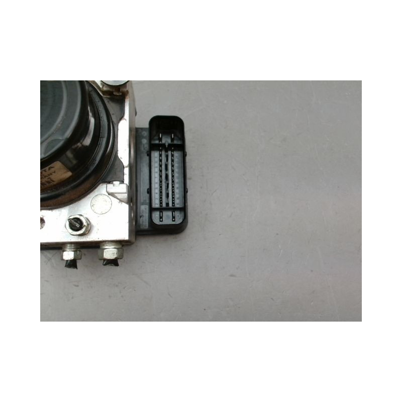 UNITE HYDRAULIQUE ABS TOYOTA YARIS 2005-
