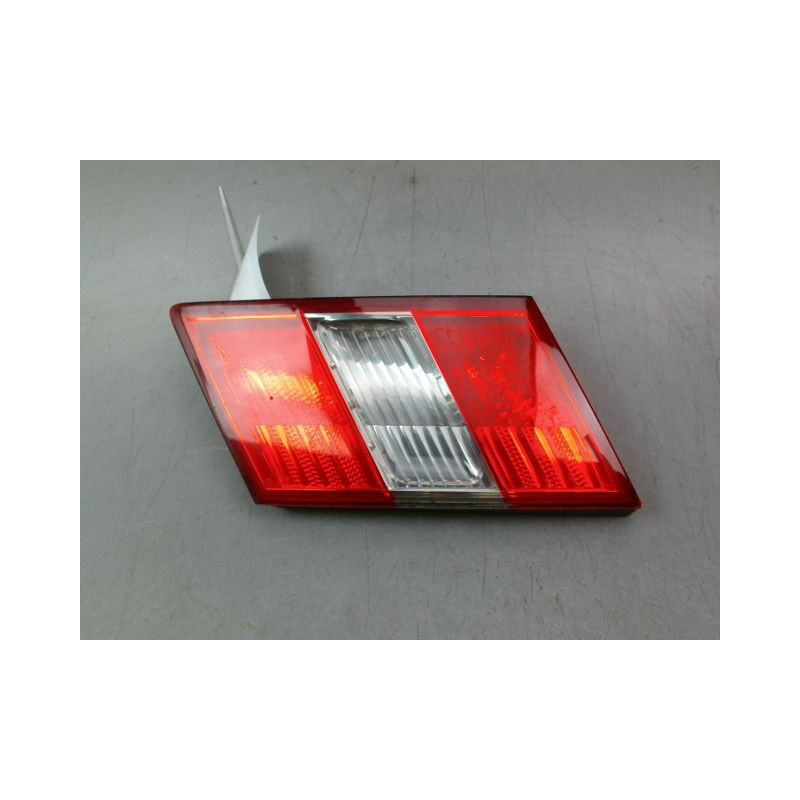 FEU ARRIERE INTERIEUR DROIT MERCEDES CLASSE C COUPE SPORT 2004-