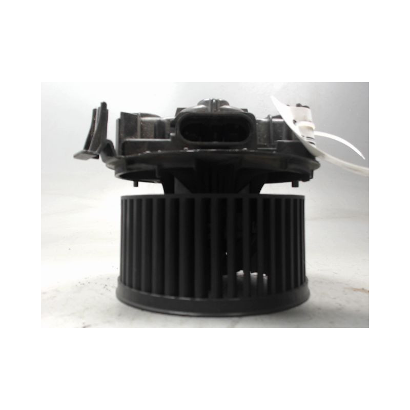 MOTEUR VENTILATEUR CHAUFFAGE NISSAN MICRA