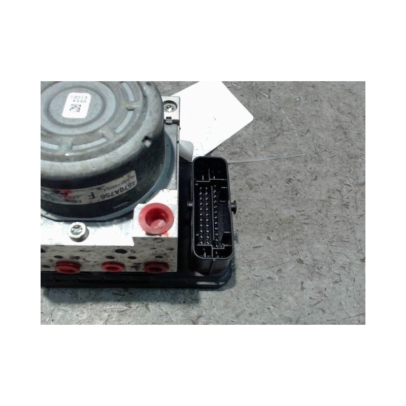 UNITE HYDRAULIQUE ABS MITSUBISHI OUTLANDER