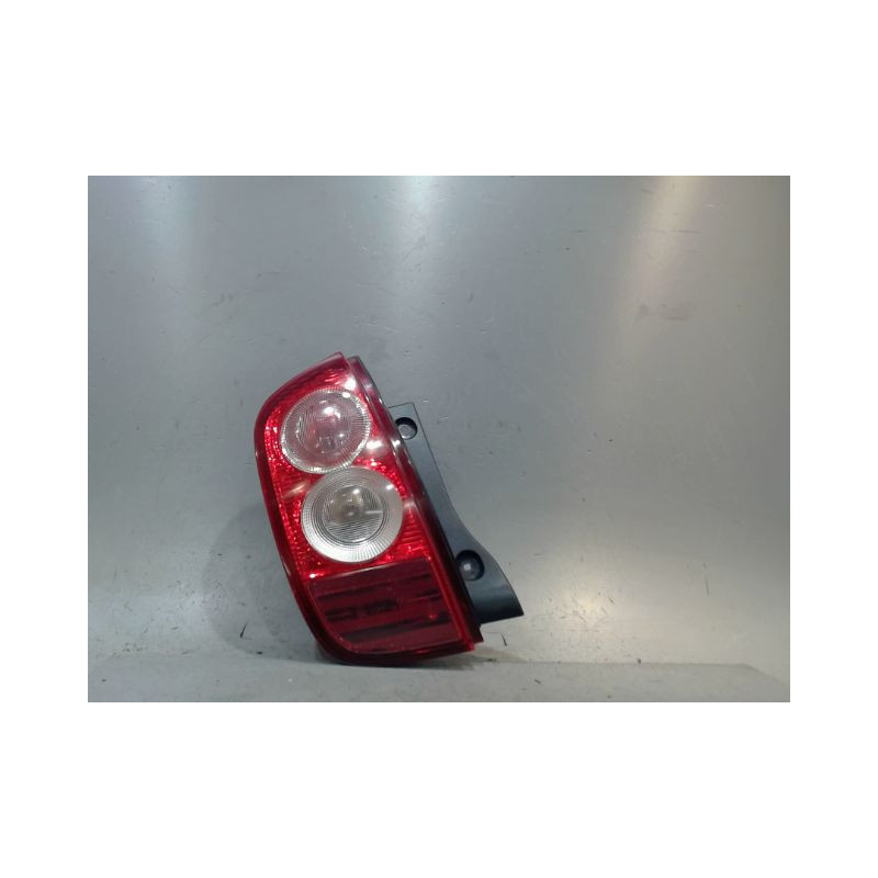 FEU ARRIERE GAUCHE  NISSAN MICRA