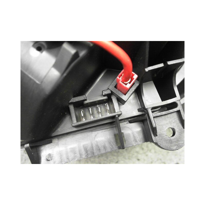 MOTEUR VENTILATEUR CHAUFFAGE CITROEN SAXO 99-