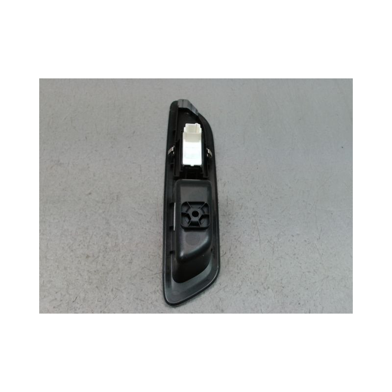 COMMANDE LEVE-GLACE PORTE ARD CITROEN E-C4