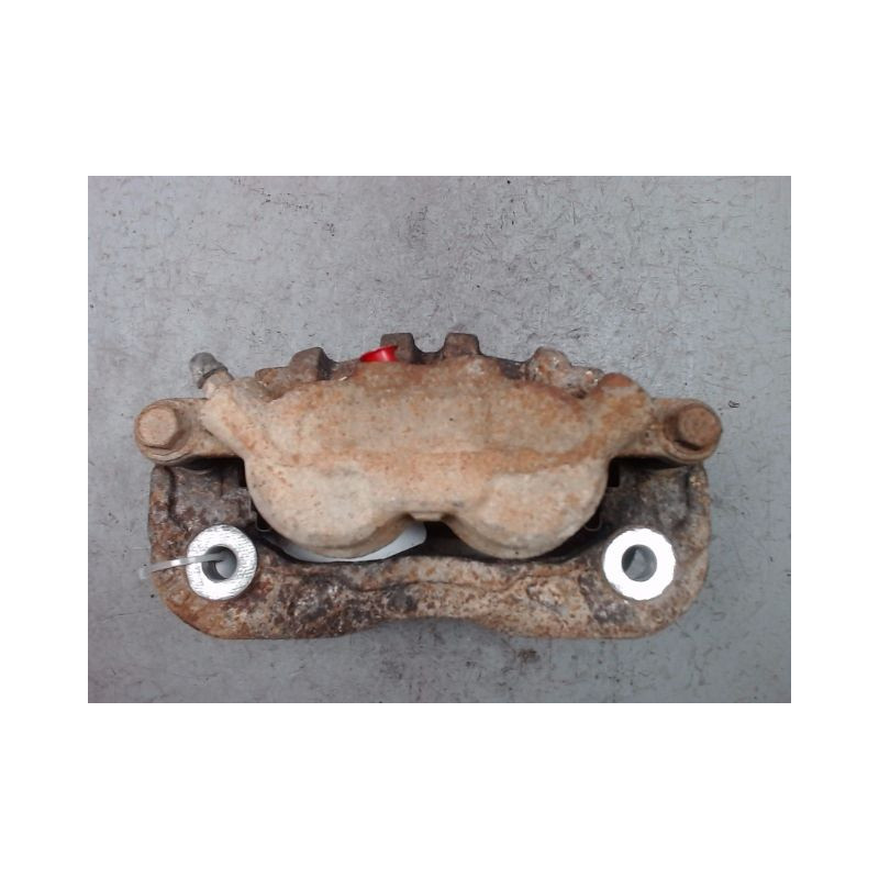 ETRIER DE FREIN AVANT DROIT MAZDA BT-50