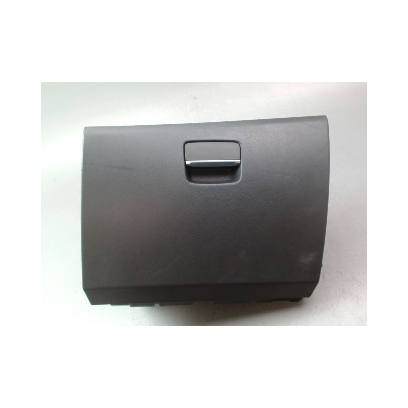 BOITE A GANTS MERCEDES CLASSE A 2004-