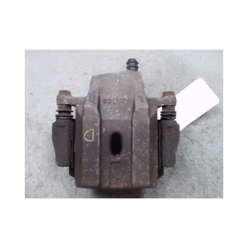ETRIER DE FREIN AVANT GAUCHE TOYOTA PRIUS 2004-