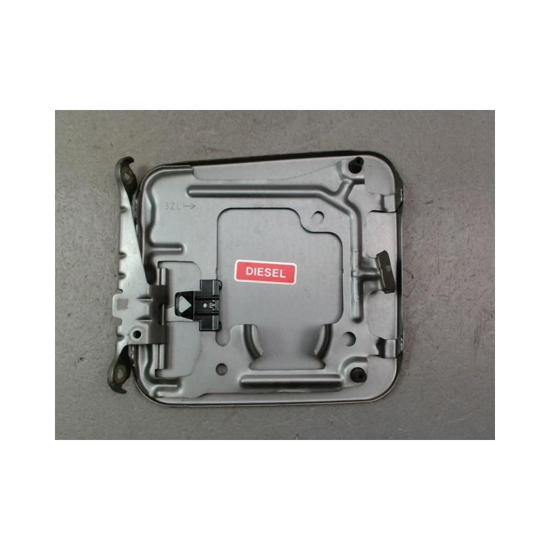 VOLET DE TRAPPE CARBURANT NISSAN PULSAR