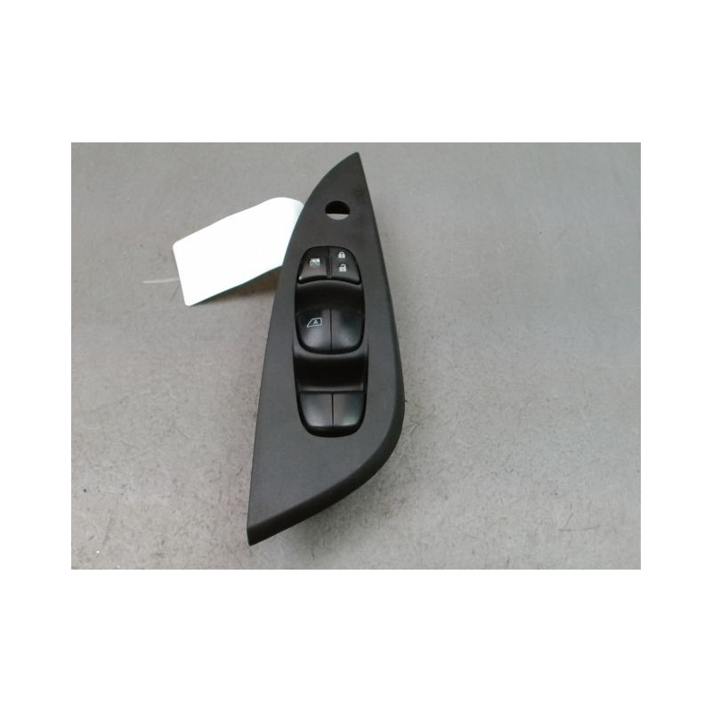 COMMANDE LEVE-GLACE PORTE AVG NISSAN PULSAR