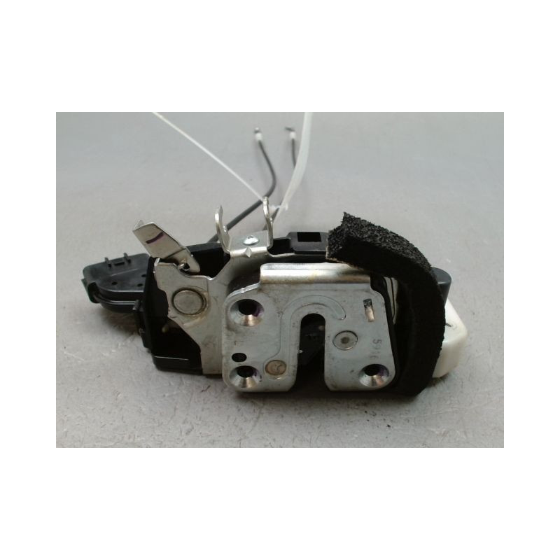 SYSTEME CONDAMNATION ARRIERE GAUCHE NISSAN MICRA 2009-
