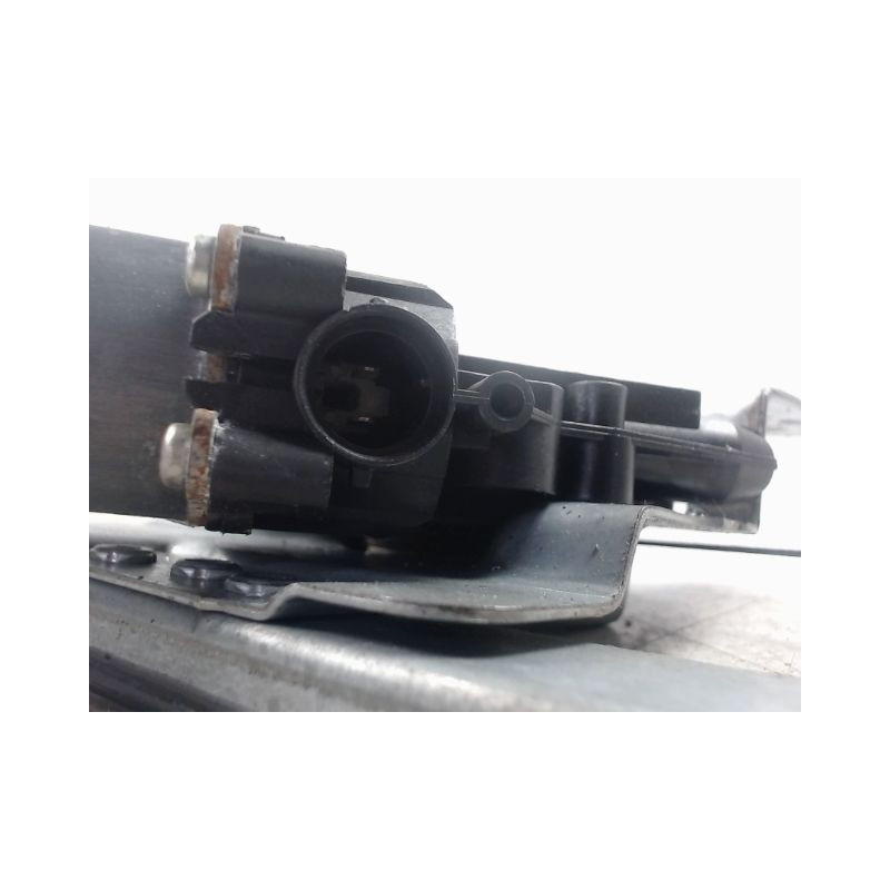 MECANISME+MOTEUR LEVE-GLACE AVANT GAUCHE DACIA LOGAN 4 P 05-08