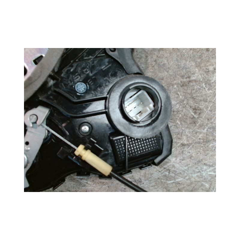 SYSTEME CONDAMNATION AVANT GAUCHE TOYOTA RAV4 2003-