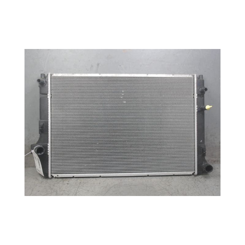 RADIATEUR TOYOTA YARIS