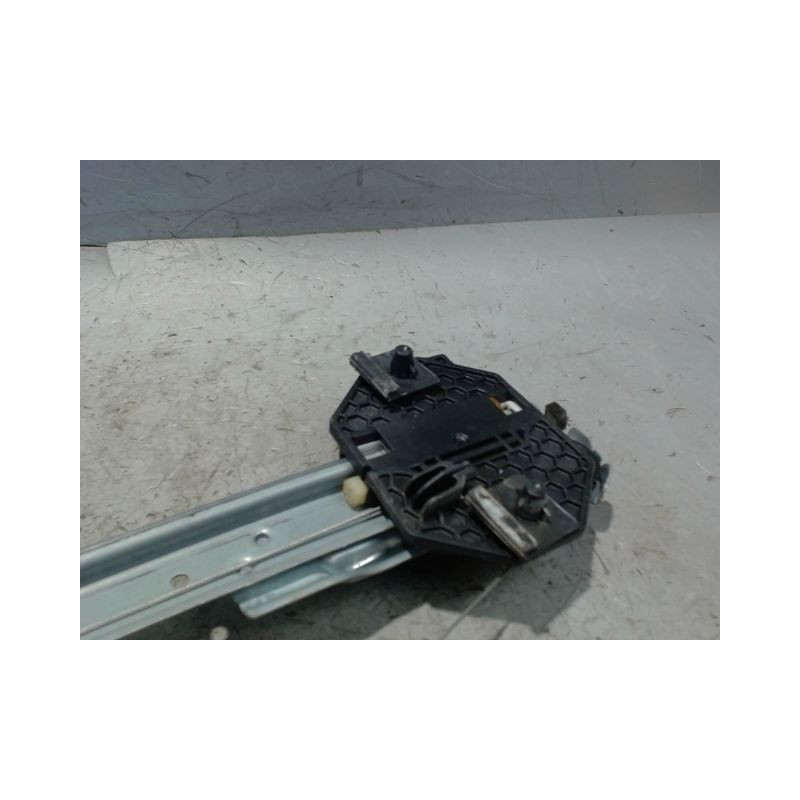 MECANISME+MOTEUR LEVE-GLACE AVANT DROIT DACIA SANDERO 2008-