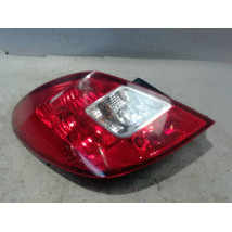 FEU ARRIERE GAUCHE  OPEL CORSA 2010-