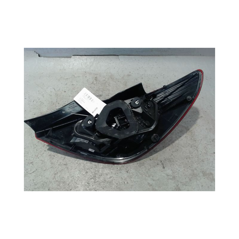 FEU ARRIERE GAUCHE  OPEL CORSA 2010-
