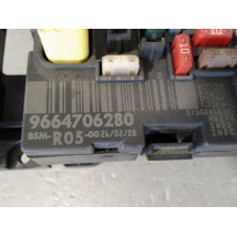 BOITE A FUSIBLES PEUGEOT 308