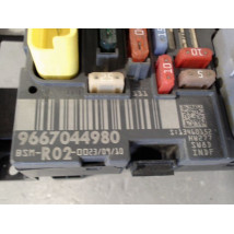 BOITE A FUSIBLES CITROEN C4