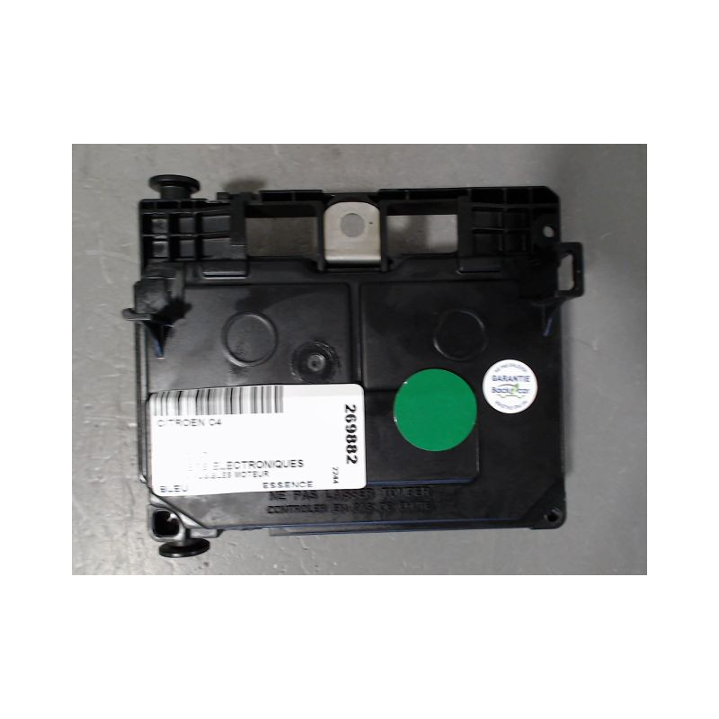 BOITE A FUSIBLES CITROEN C4