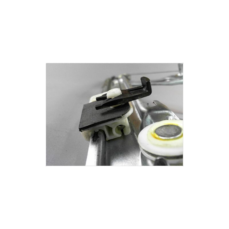 MECANISME LEVE-GLACE ARRIERE GAUCHE RENAULT CLIO III PH.1 05-09