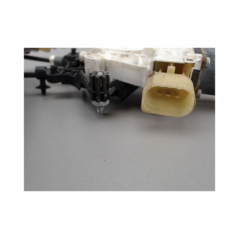 MECANISME LEVE-GLACE AVANT DROIT B.M.W. SERIE 1