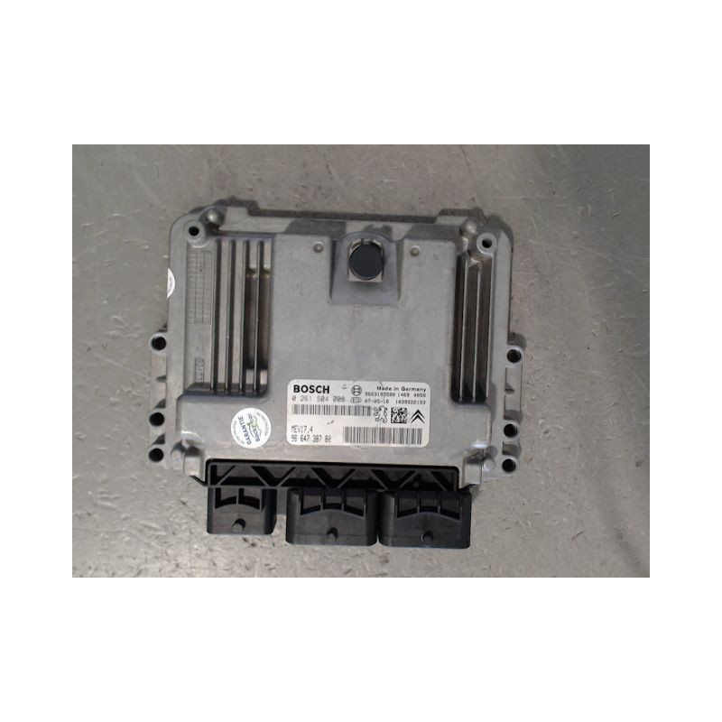 CALCULATEUR MOTEUR PEUGEOT 207