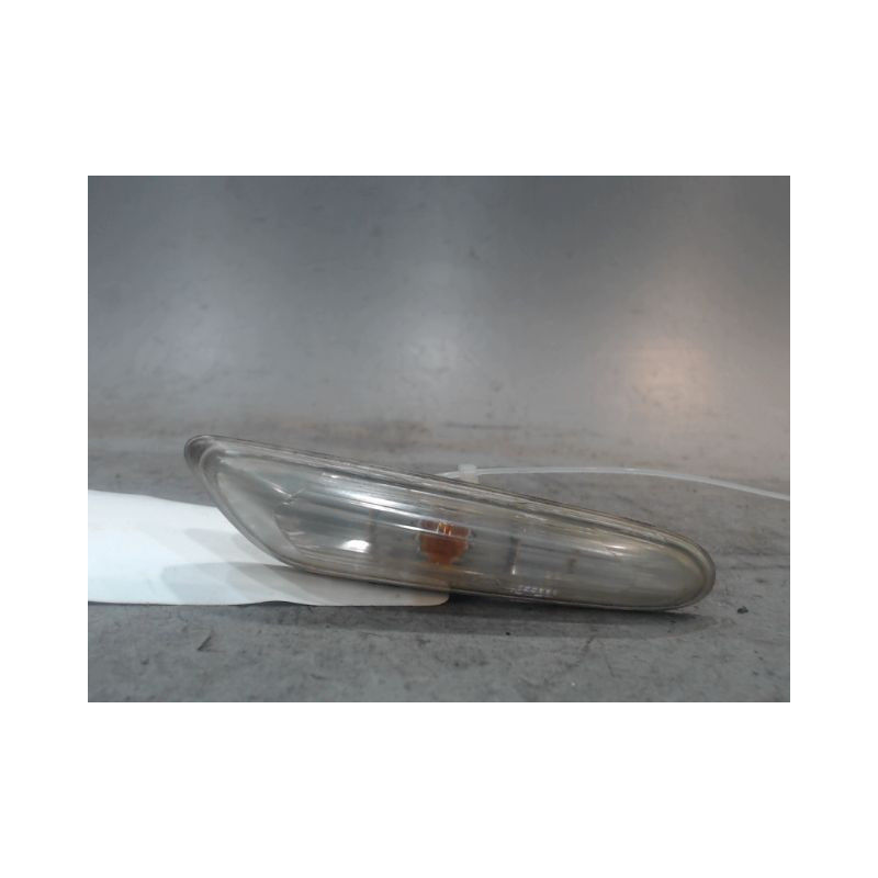 REPETITEUR AILE DROIT B.M.W. SERIE 1