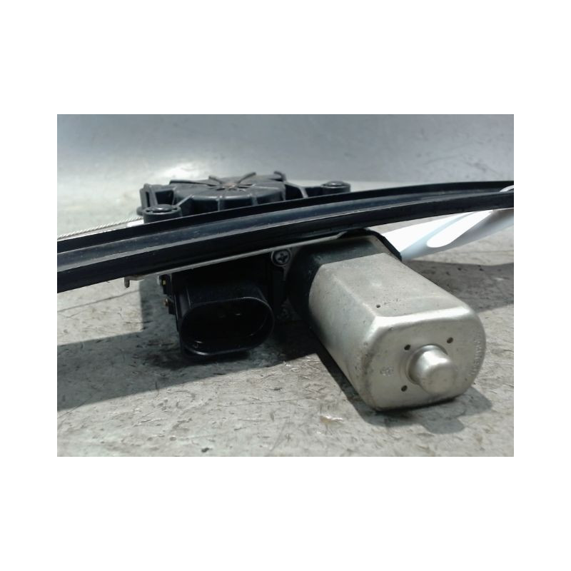 MECANISME+MOTEUR LEVE-GLACE ARRIERE GAUCHE B.M.W. SERIE 1