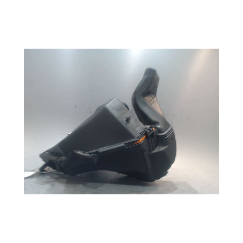 BOITIER FILTRE A AIR B.M.W. SERIE 1
