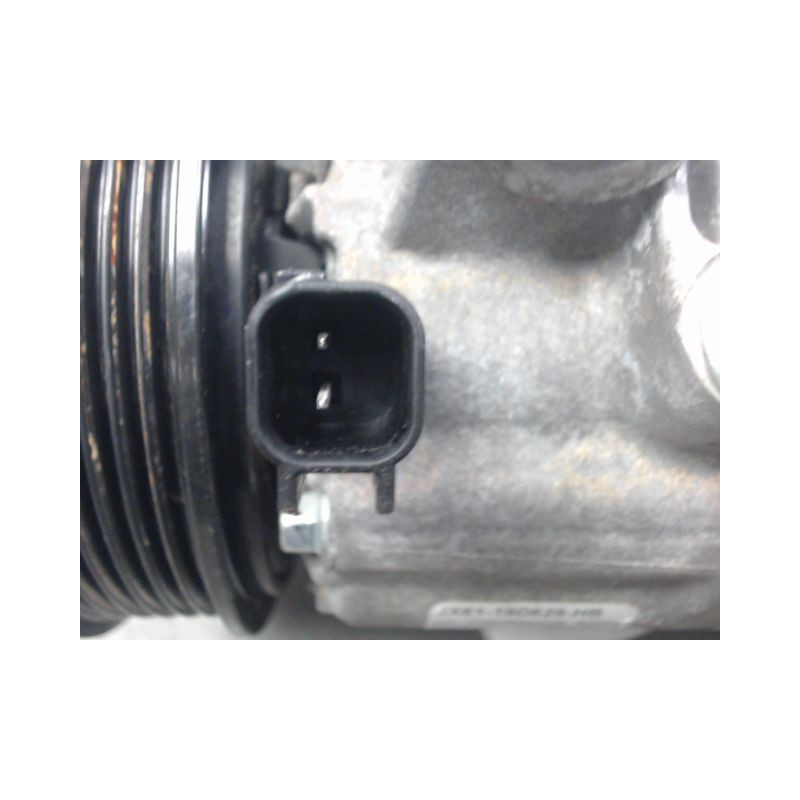 COMPRESSEUR AIR CONDITIONNE FORD PUMA