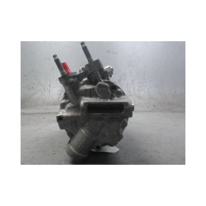 COMPRESSEUR AIR CONDITIONNE FORD PUMA