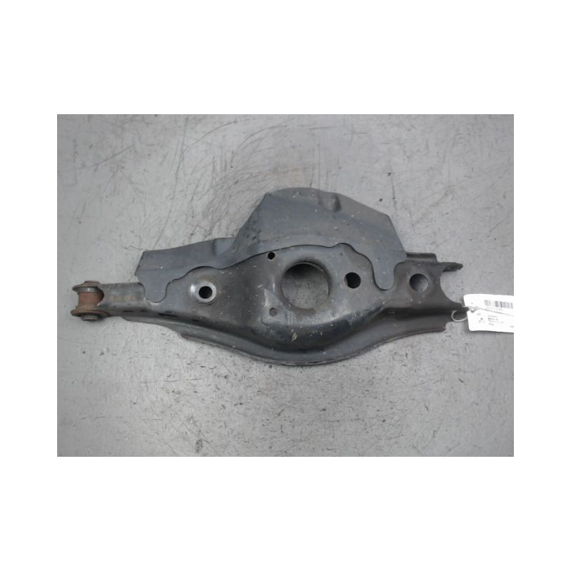 TRIANGLE INFERIEUR ARRIERE GAUCHE TOYOTA AURIS