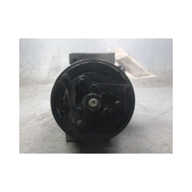 COMPRESSEUR AIR CONDITIONNE RENAULT TRAFIC