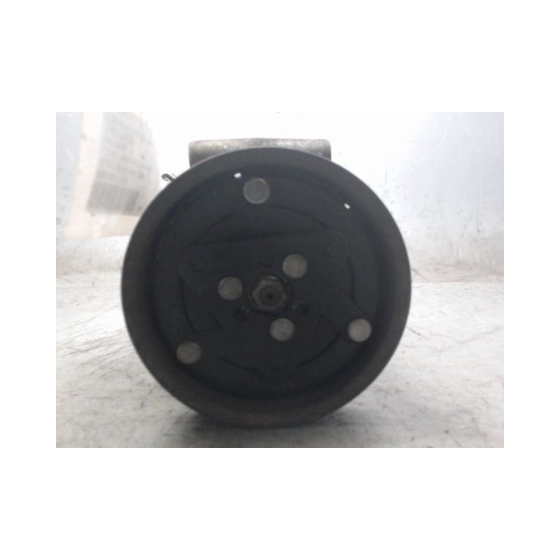 COMPRESSEUR AIR CONDITIONNE RENAULT CLIO III ESTATE 2008-