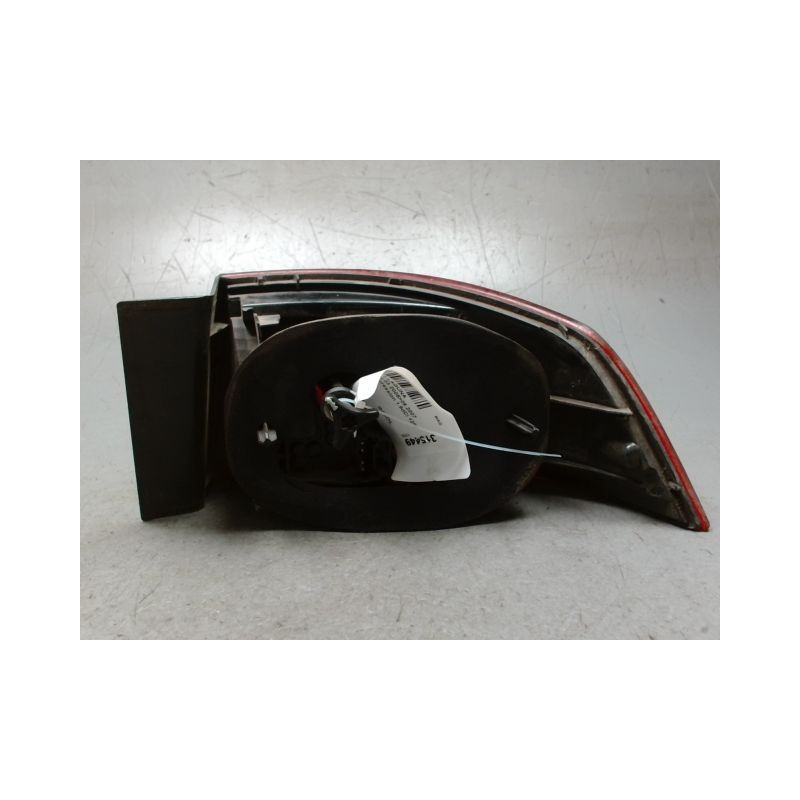 FEU ARRIERE GAUCHE  RENAULT LAGUNA II 2005-2007