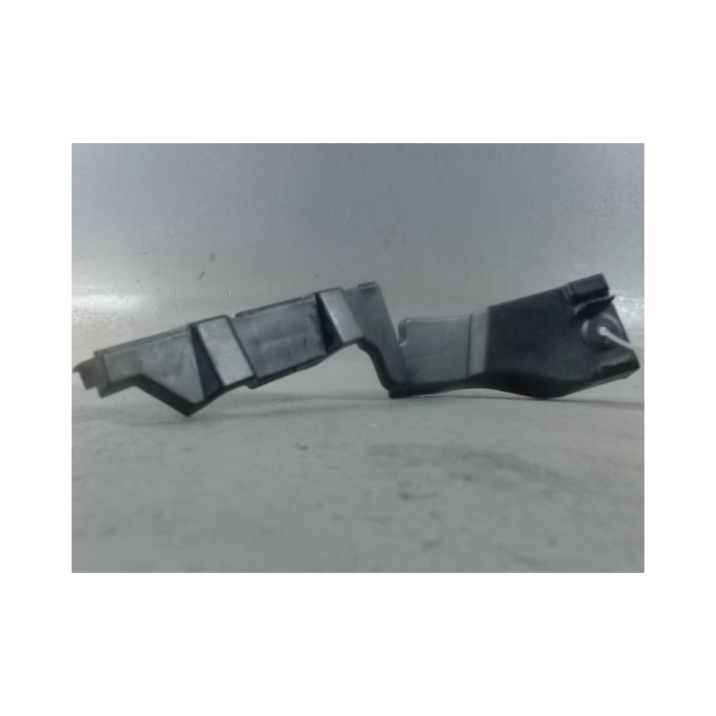 SUPPORT PARE-CHOC ARD FIAT 500 C 09-