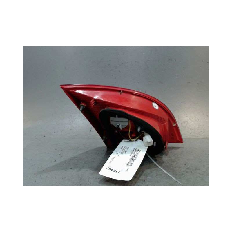 FEU ARRIERE INTERIEUR DROIT KIA VENGA