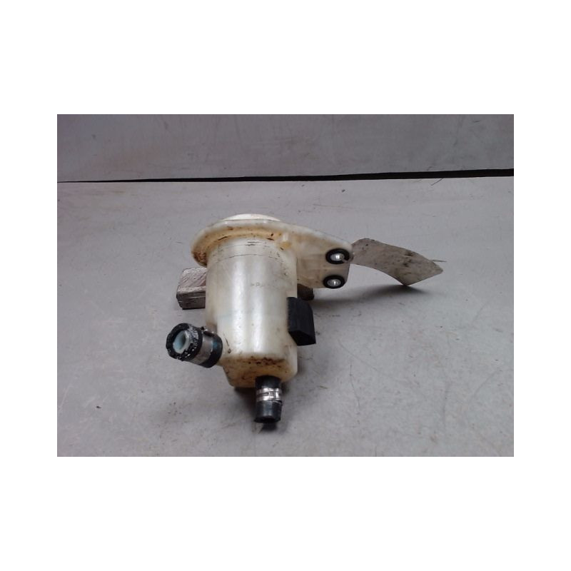 RESERVOIR POMPE DIRECTION FIAT STRADA