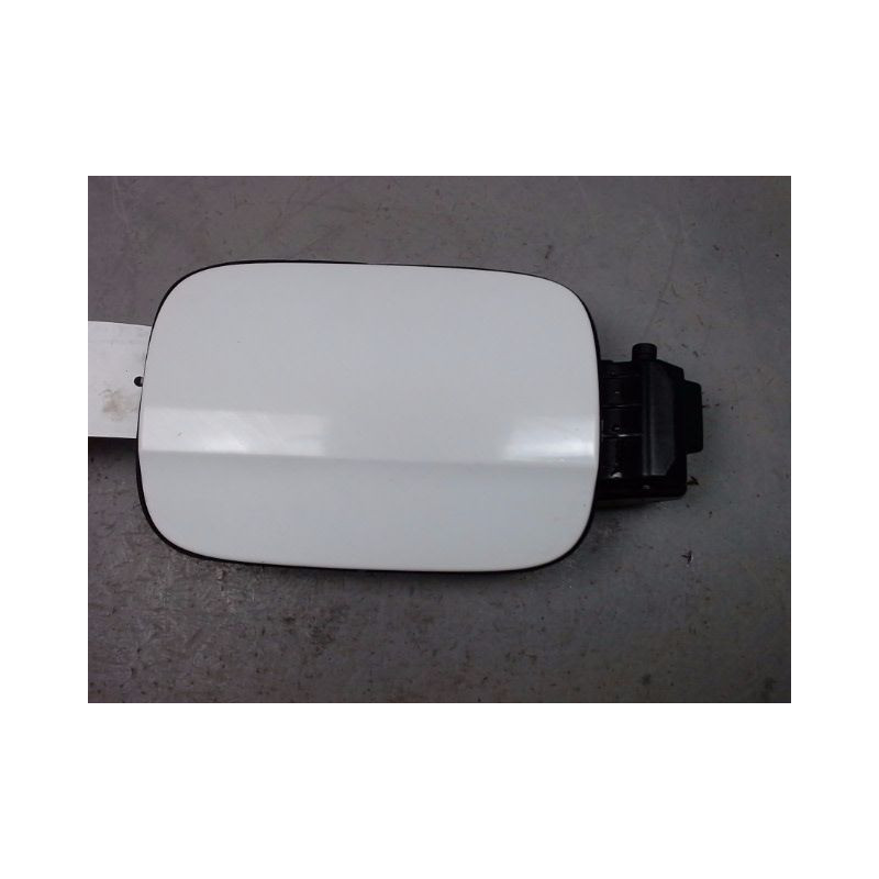 VOLET DE TRAPPE CARBURANT AUDI A4 2008-