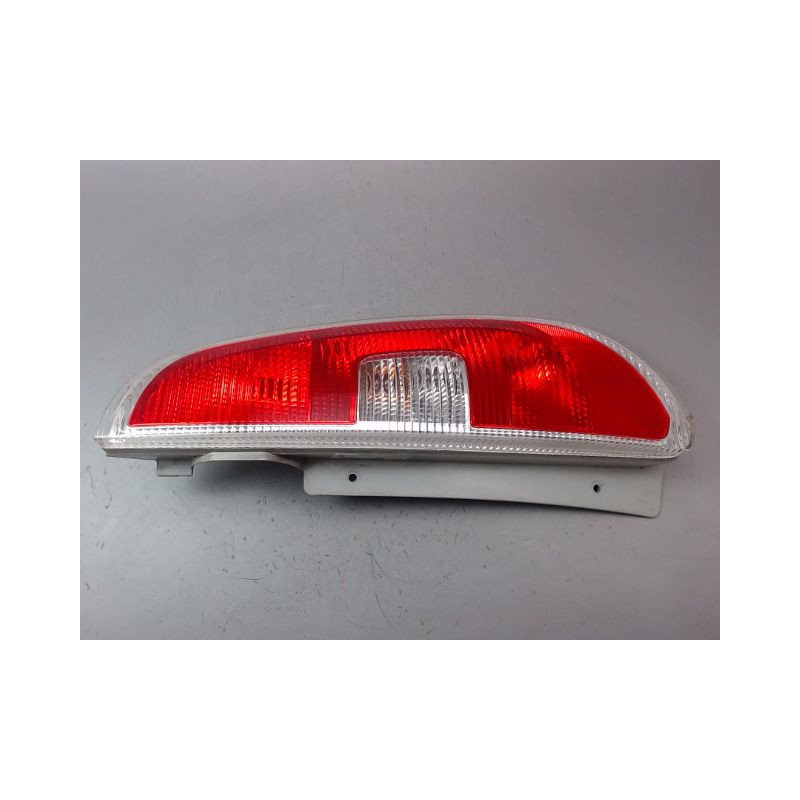 FEU ARRIERE DROIT SKODA ROOMSTER