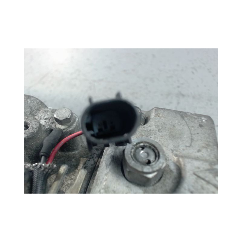 COMPRESSEUR AIR CONDITIONNE MERCEDES CLASSE E 2002-