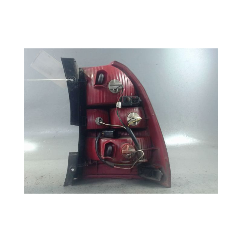 FEU ARRIERE GAUCHE  KIA SPORTAGE II 04-2007