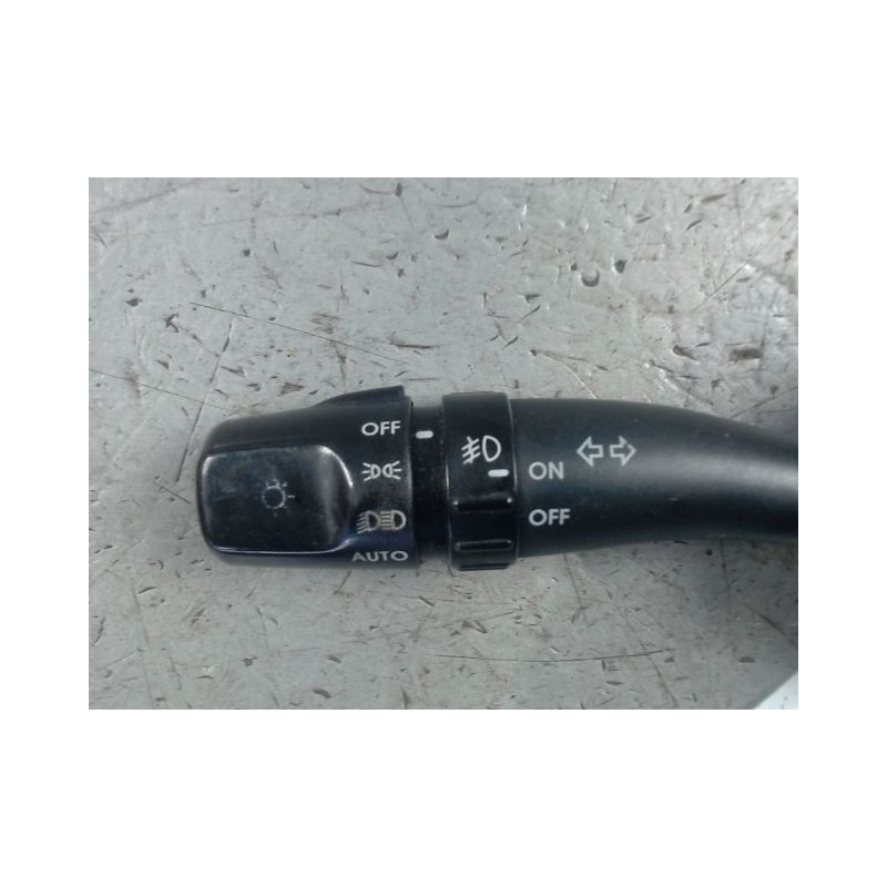 COMMANDE CLIGNOTANT KIA SPORTAGE II 04-2007