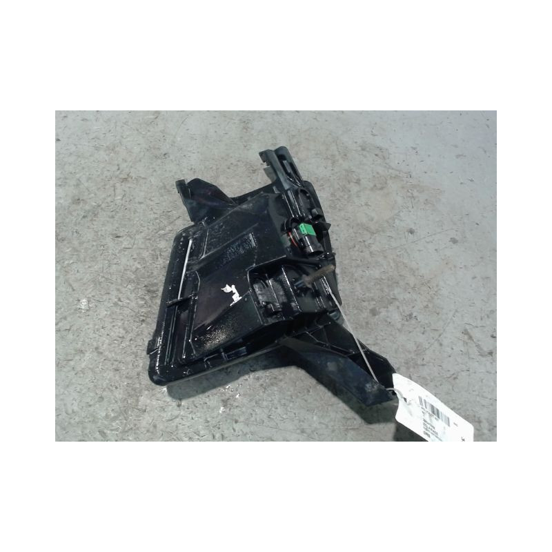 PHARE ANTIBROUILLARD AVANT DROIT PEUGEOT 407