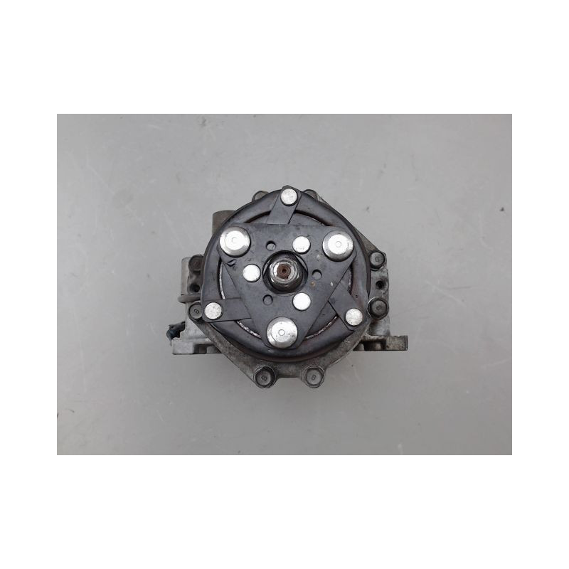 COMPRESSEUR AIR CONDITIONNE SUZUKI SWIFT