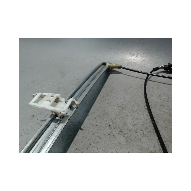 MECANISME LEVE-GLACE AVANT GAUCHE PEUGEOT PARTNER -2002