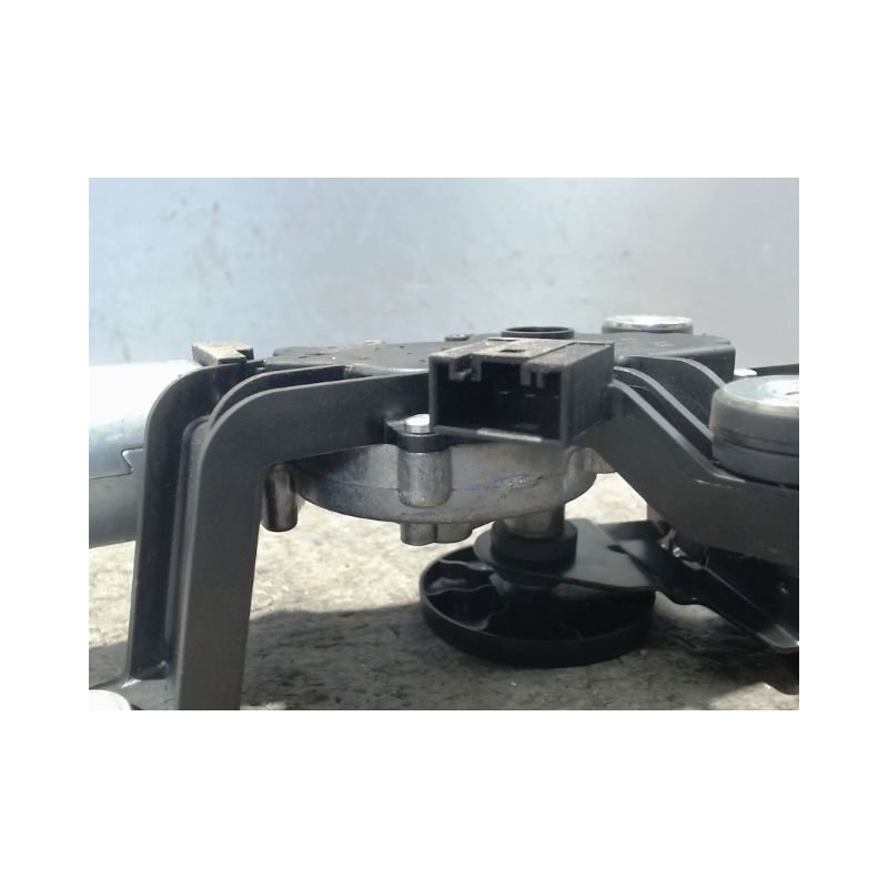MOTEUR ESSUIE-GLACE ARRIERE BMW SERIE 3 TOURING (E91)